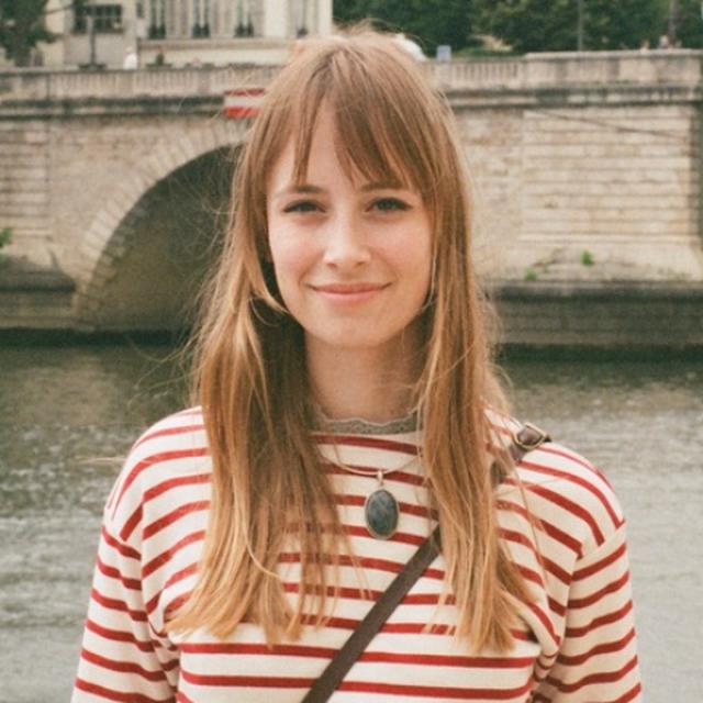 Pasfoto Stella Bult