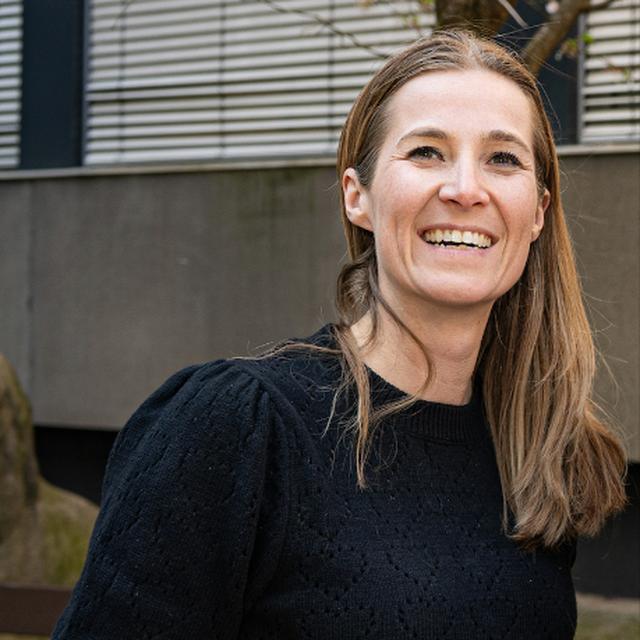 Pasfoto Dionne van Kessel