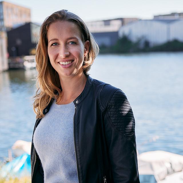 Pasfoto Joyce Sombroek