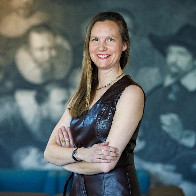 Pasfoto Suzanne Booij